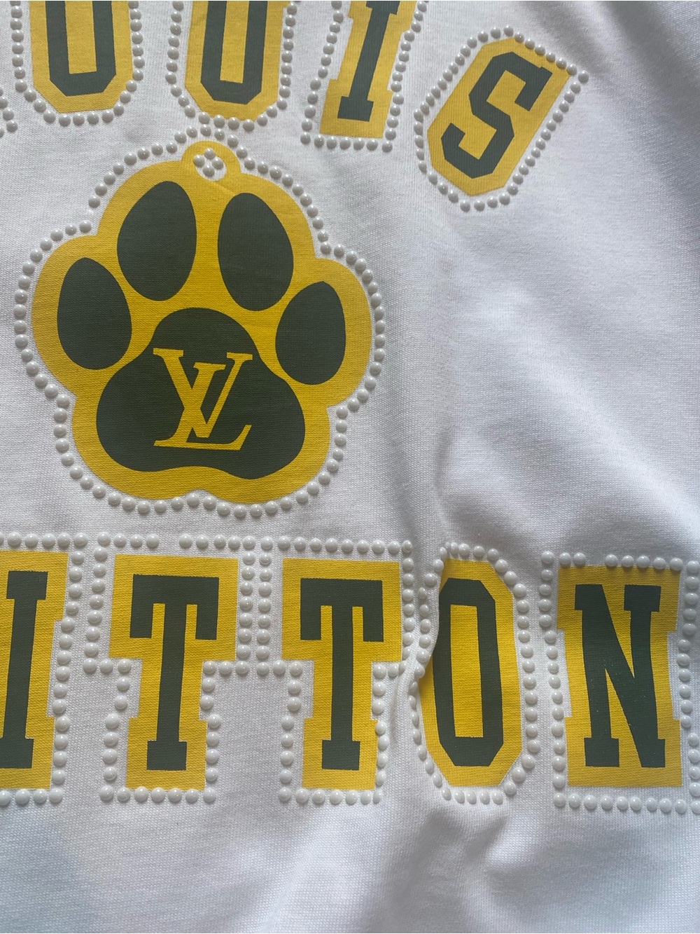 Louis Vuitton Cream color Tee with Yellow and Dark Green Logo Paw Size M